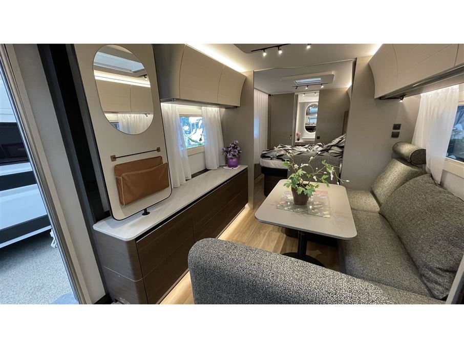 Adria Alpina 663 HT Twin